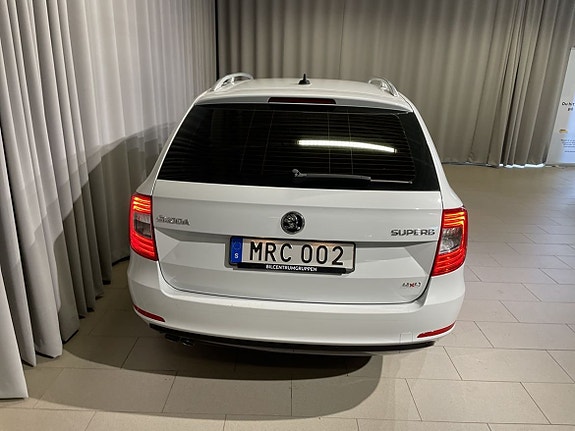 Skoda Superb 6 of 19
