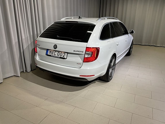 Skoda Superb 5 of 19