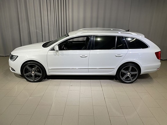 Skoda Superb 3 of 19