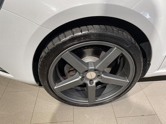 Skoda Superb 11 of 19