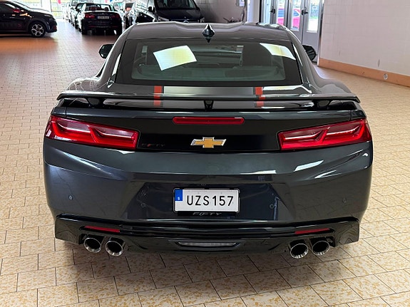 Chevrolet Camaro 6 of 27