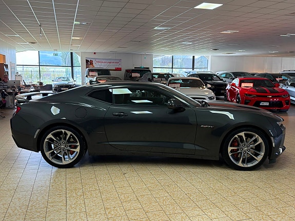 Chevrolet Camaro 8 of 27