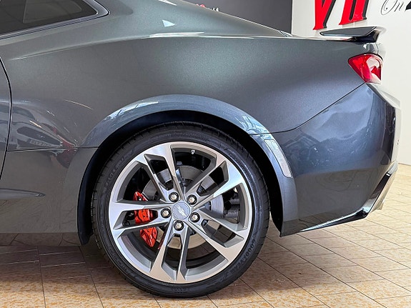 Chevrolet Camaro 12 of 27