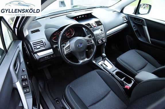 Subaru Forester 12 of 18
