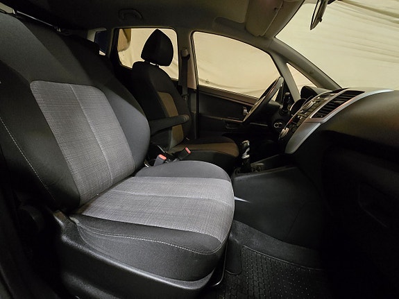 Kia Venga 9 of 11