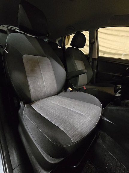 Kia Venga 10 of 11