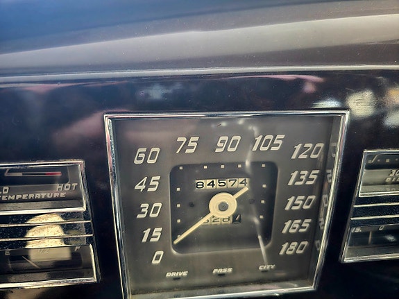 Cadillac Serie 75 17 of 17