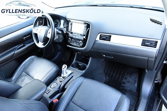 Mitsubishi Outlander 7 of 14