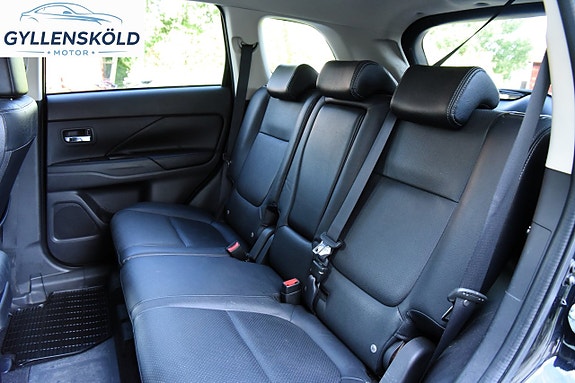 Mitsubishi Outlander 14 of 14
