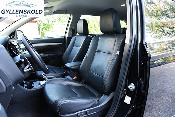 Mitsubishi Outlander 12 of 14