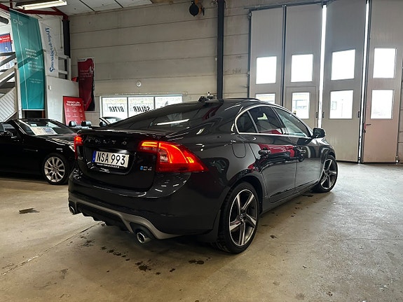 Volvo S60 3 of 8