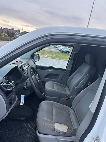 Volkswagen Transporter 7 of 7