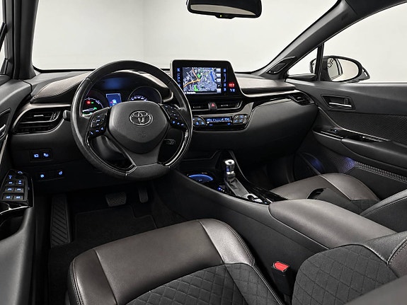 Toyota C-HR 11 of 19