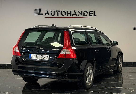 Volvo V70 5 of 18