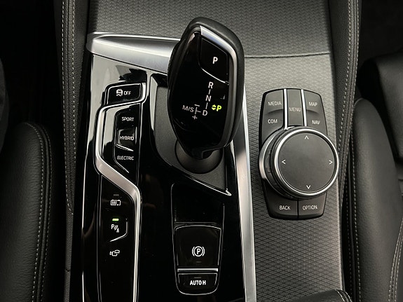BMW 530e 29 of 30