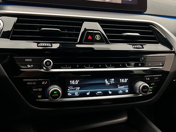 BMW 530e 26 of 30