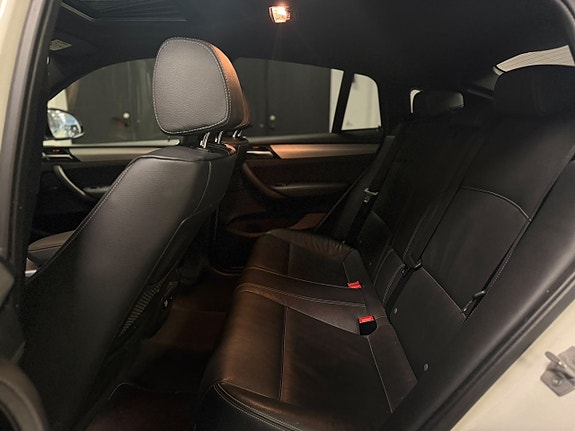 BMW X4 8 of 23