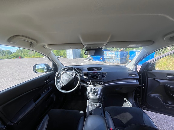 Honda CR-V 5 of 10