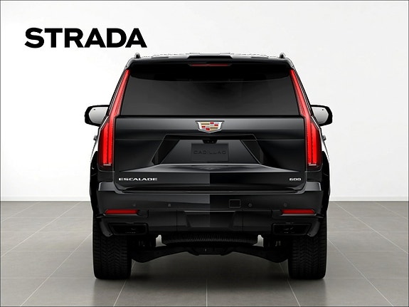 Cadillac Escalade 5 of 11