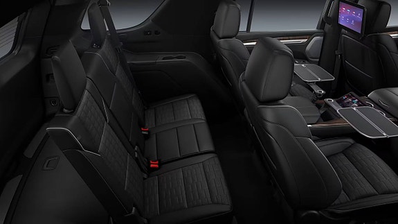 Cadillac Escalade 9 of 11