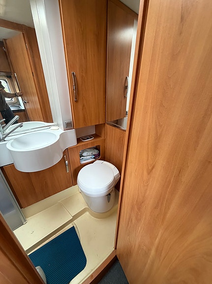 Hymer B614CL 11 of 12