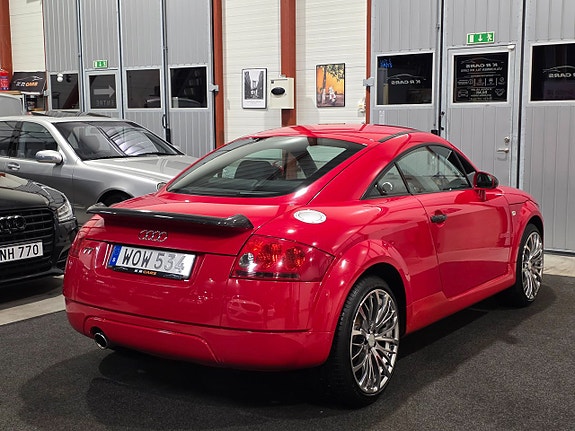 Audi TT 4 of 16
