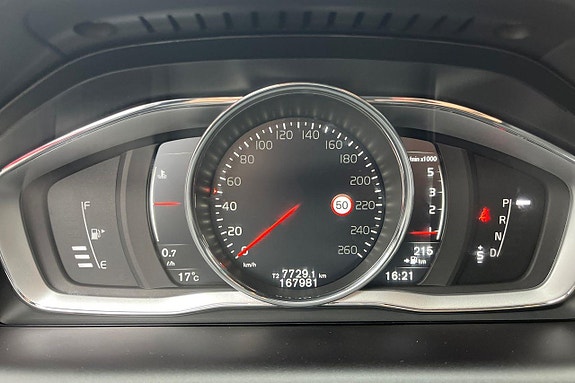 Volvo XC60 18 of 30