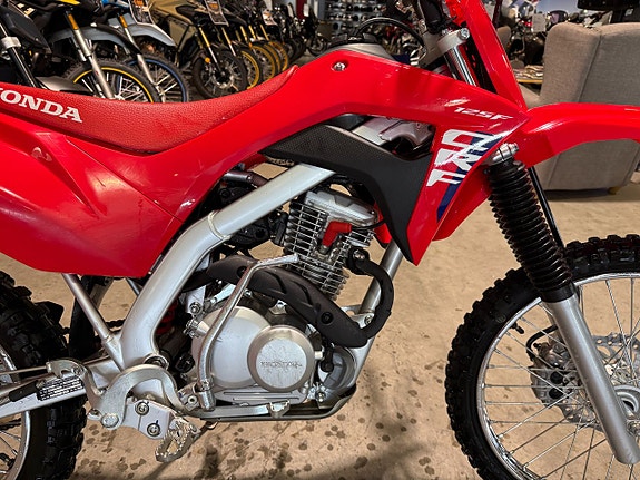 Honda CRF125F 9 of 12