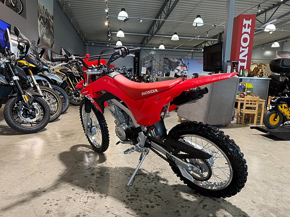Honda CRF125F 4 of 12