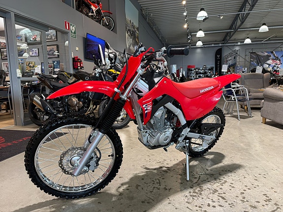 Honda CRF125F 6 of 12