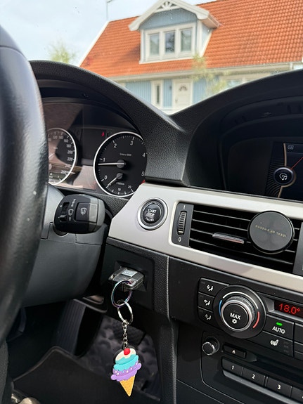 BMW 320d 5 of 23