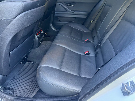 BMW 520d 15 of 21