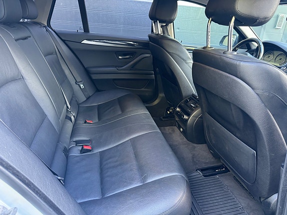 BMW 520d 14 of 21