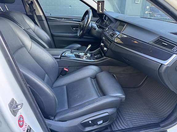 BMW 520d 13 of 21