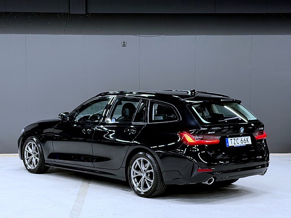 BMW 320d 3 of 21