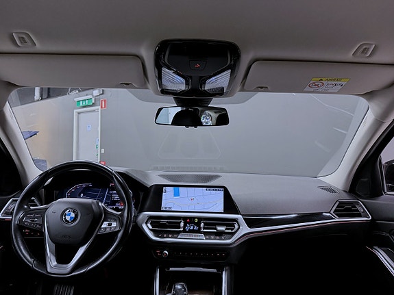 BMW 320d 2 of 21