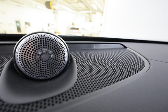 Volvo XC90 15 of 30