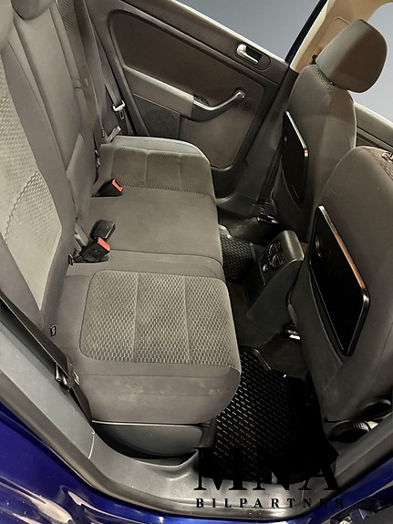Volkswagen Golf Plus 12 of 13