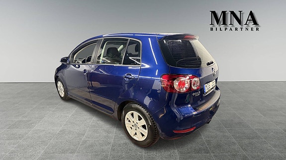 Volkswagen Golf Plus 2 of 13