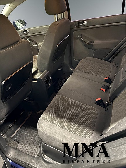 Volkswagen Golf Plus 10 of 13