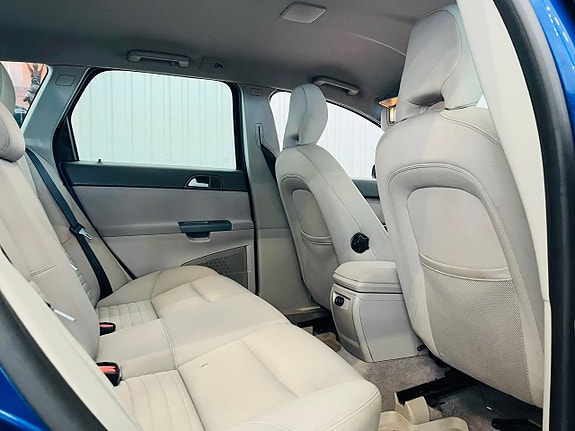 Volvo V50 14 of 22