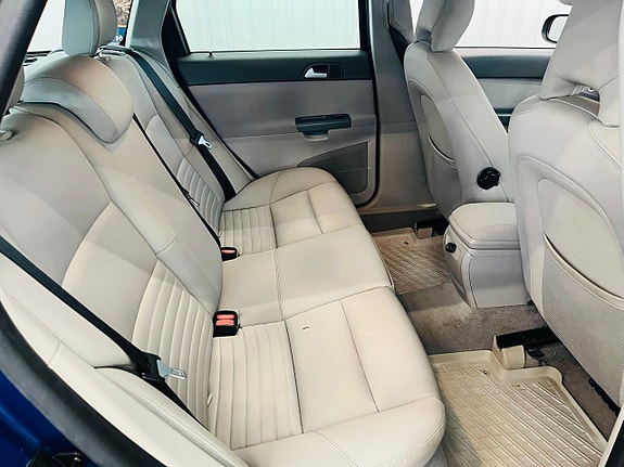 Volvo V50 15 of 22
