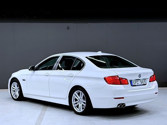 BMW 520d 3 of 15