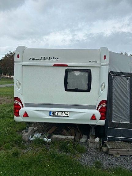 Hobby 650 KMFe De Luxe 3 of 21