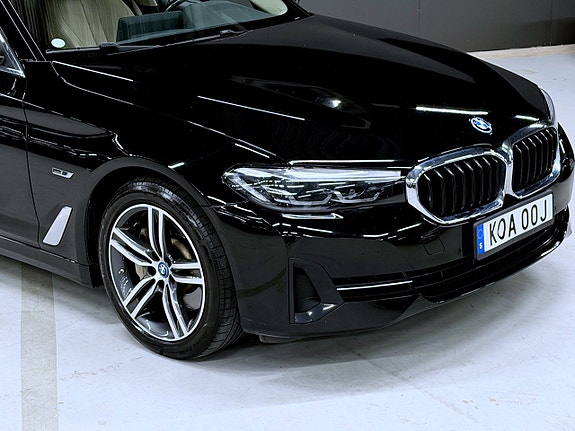 BMW 530e 12 of 19