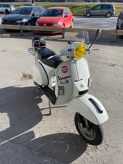 Piaggio Vespa PX 3 of 3