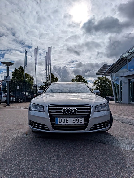 Audi A8 2 of 10