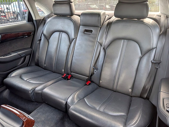 Audi A8 8 of 10