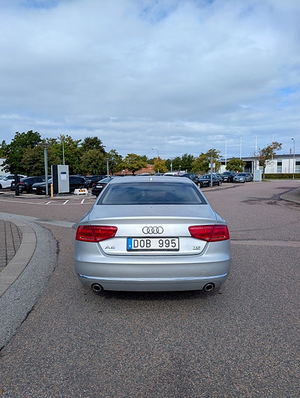 Audi A8 3 of 10