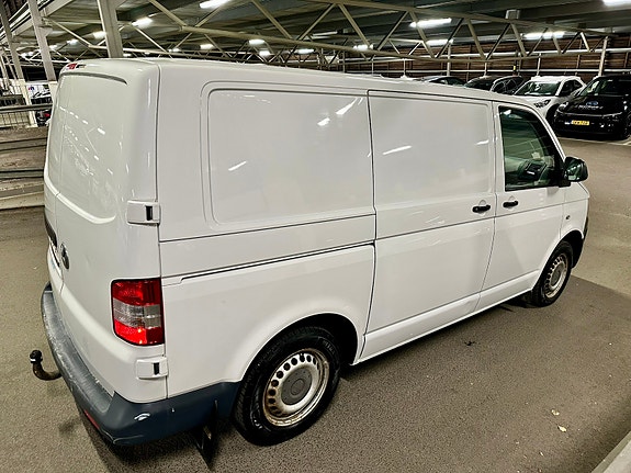 Volkswagen Transporter 3 of 6